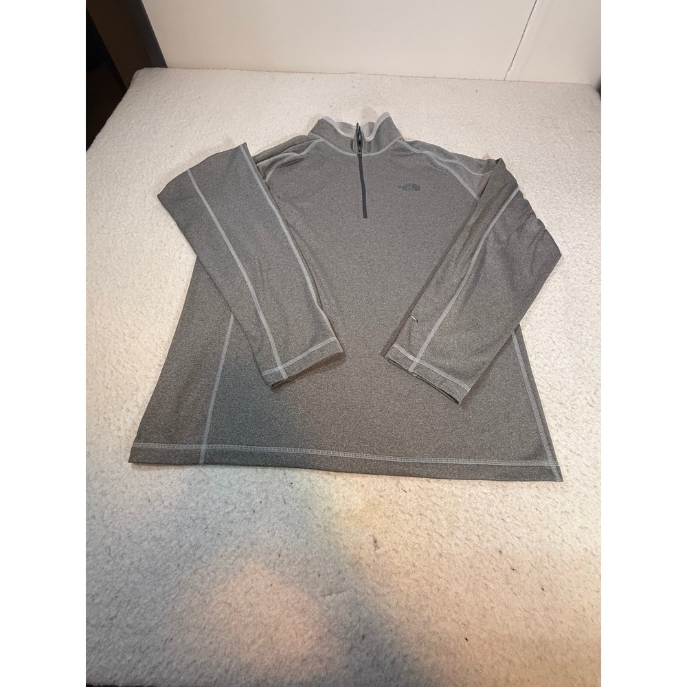 The North Face Mens FlashDry Quarter Zip Pullover Heather Gray Large NF0A3L2E